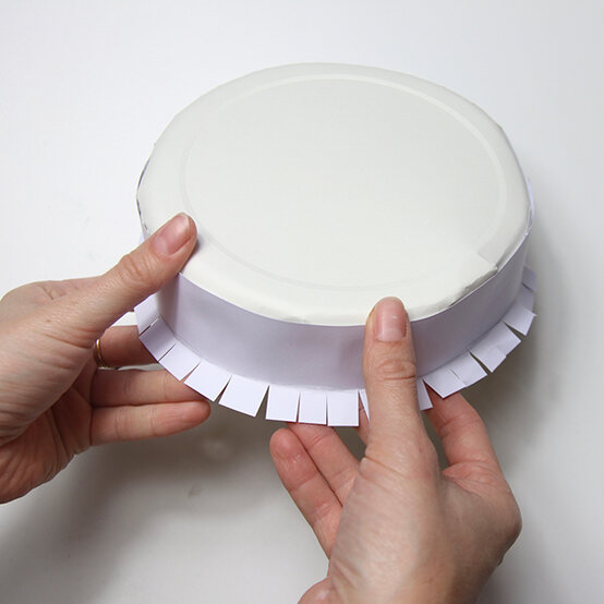 mary-poppins-costume-step6.jpg?sw=554&q=85