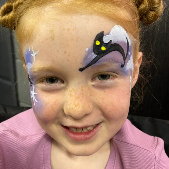 idea_halloween-face-paint-ideas-cat_step5.jpg?sw=554&q=85