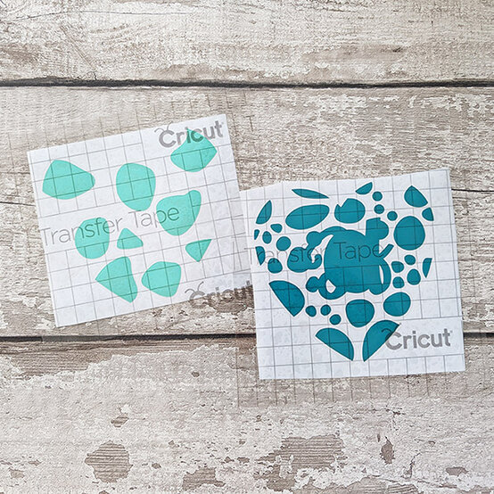 cricut_how_to_decorate_a_wooden_heart_10.jpg?sw=554&q=85