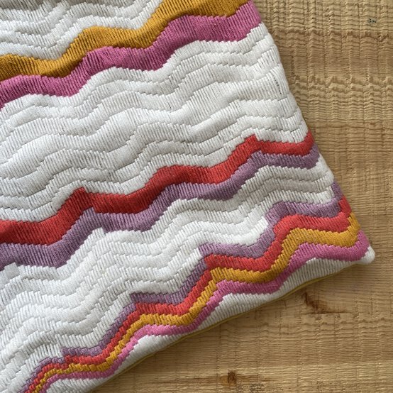 beginner-bargello_step-12_4.jpg?sw=554&q=85