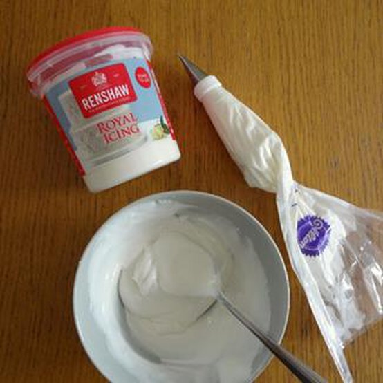 lebkuchen-biscuits-step-6.jpg?sw=554&q=85