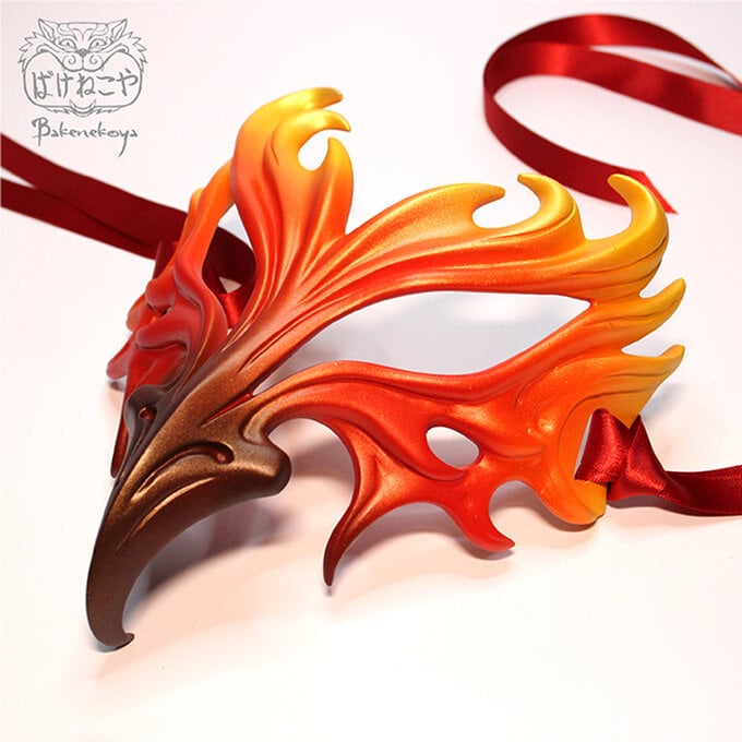 artisan-amy-clarke-sculpted-phoenix-mask.jpg?sw=680&q=85