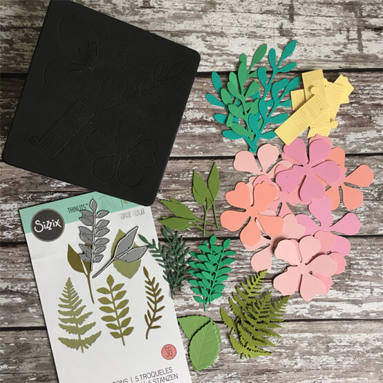 wreath1.jpg?sw=554&q=85