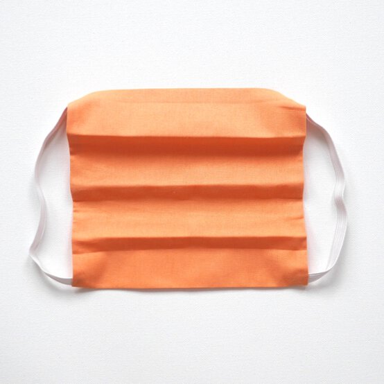 How%20to%20make%20a%20face%20mask%20Step%2010.jpeg?sw=554&q=85