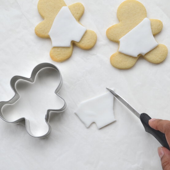 eid_biscuits_14.jpg?sw=554&q=85