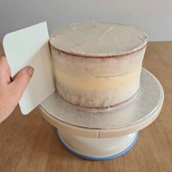 carrot-cake-step-3-3.jpg?sw=554&q=85