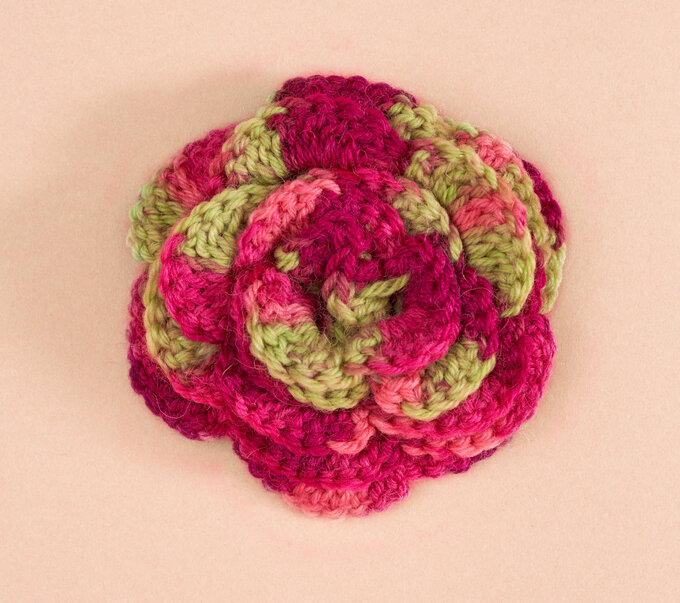 How to Knit or Crochet a Flower