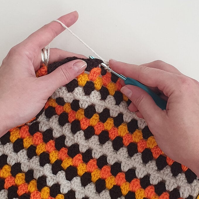 How-to-crochet-an-autumn-granny-square-scarf_granny-stripe.jpg?sw=680&q=85