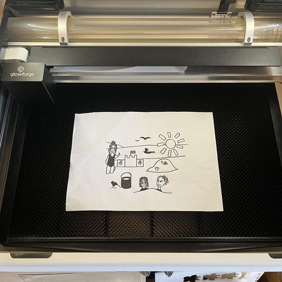 Idea_glowforge-how-to-make-a-personalised-frame_step1.JPG?sw=554&q=85