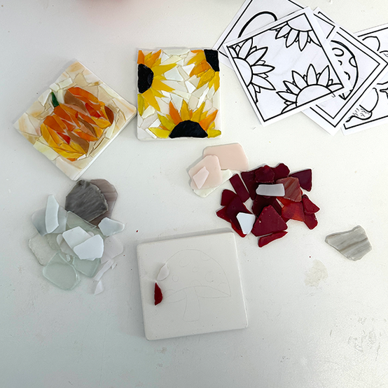 idea%5Fautumn%2Dmosaic%2Dcoasters%5Fstep1.png?sw=554&q=85