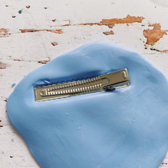 5_how-to-make-a-mould-for-resin.jpg?sw=554&q=85