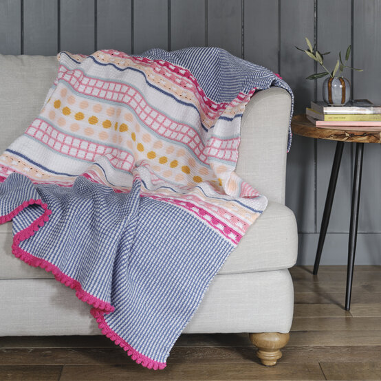 Idea_Colour-Pop-CAL_blanket.jpg?sw=554&q=85