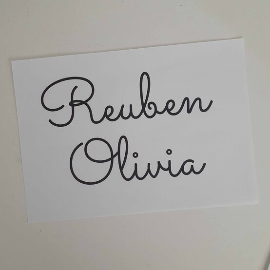 Idea_how-to-make-an-embroidered-banner_step1b.jpg?sw=554&q=85