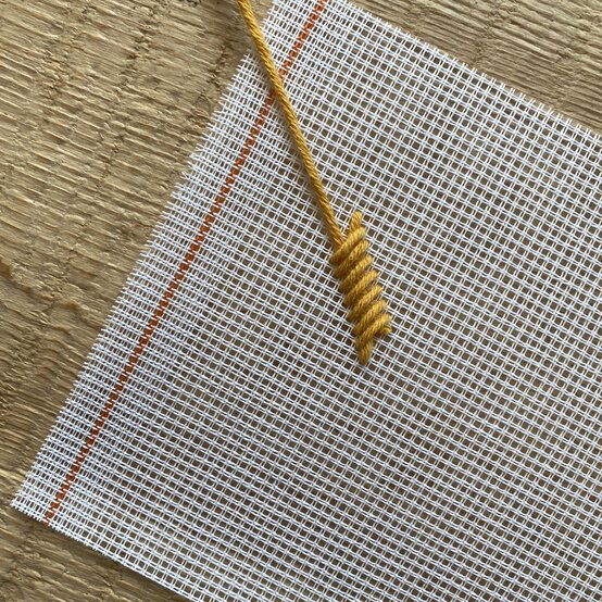 beginner-bargello_step-3_4.jpg?sw=554&q=85