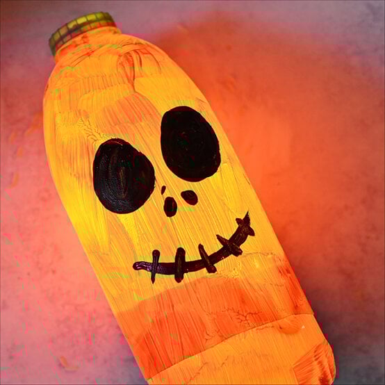 milk-bottle-lanterns-step-4_5.jpg?sw=554&q=85