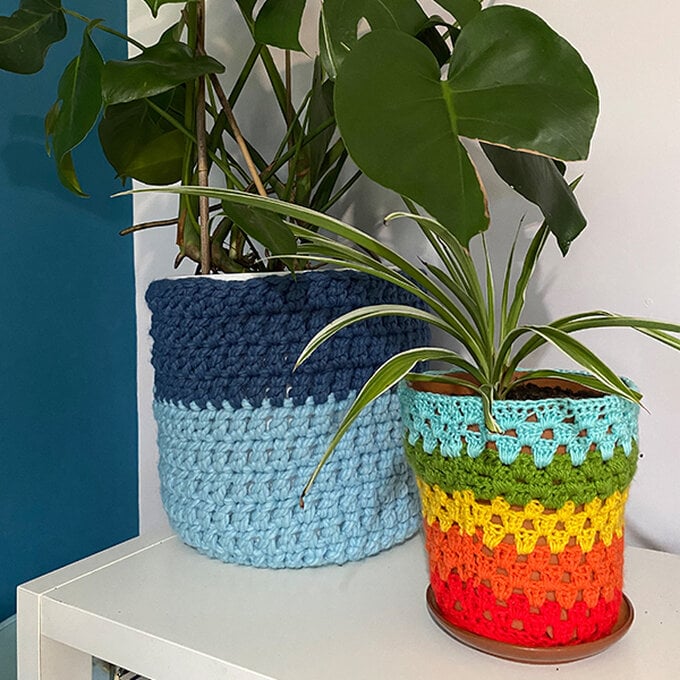 artisan-nicola-brooks-crochet-plant-pots.jpg?sw=680&q=85
