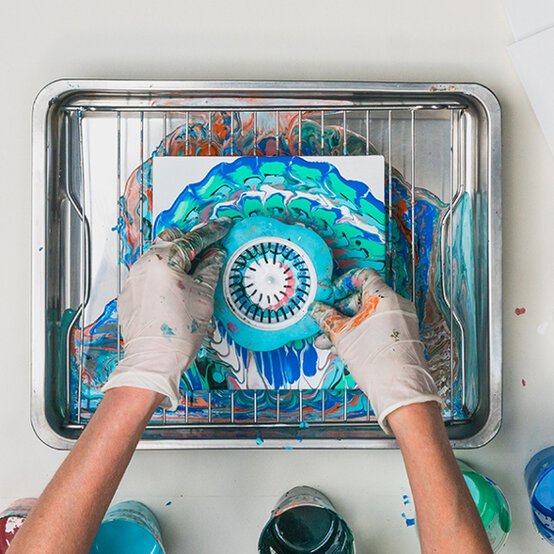 fluid-art-step-2_3.jpg?sw=554&q=85