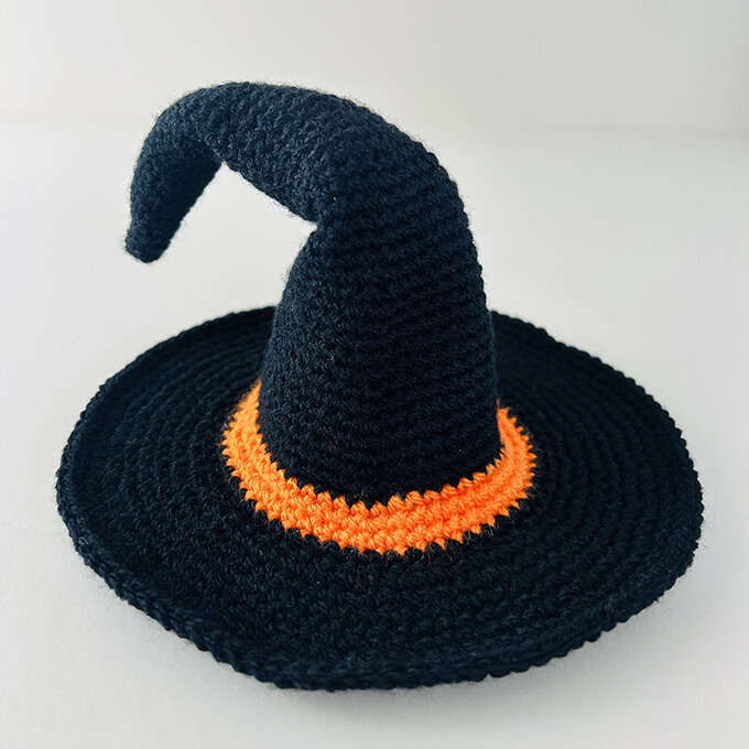 how-to-crochet-a-witches-hat-headband_hat4.jpg?sw=680&q=85