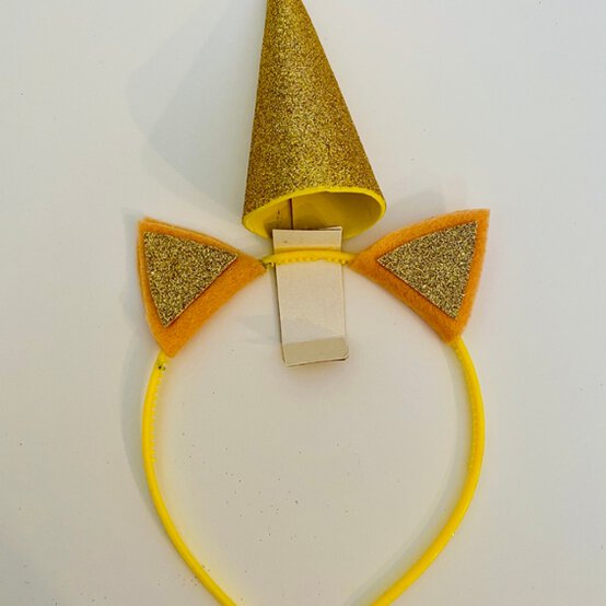 How_to_Make_a_Unicorn_Head_Dress_7.jpeg?sw=554&q=85