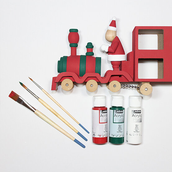 traditional-advent-train-3.jpg?sw=554&q=85