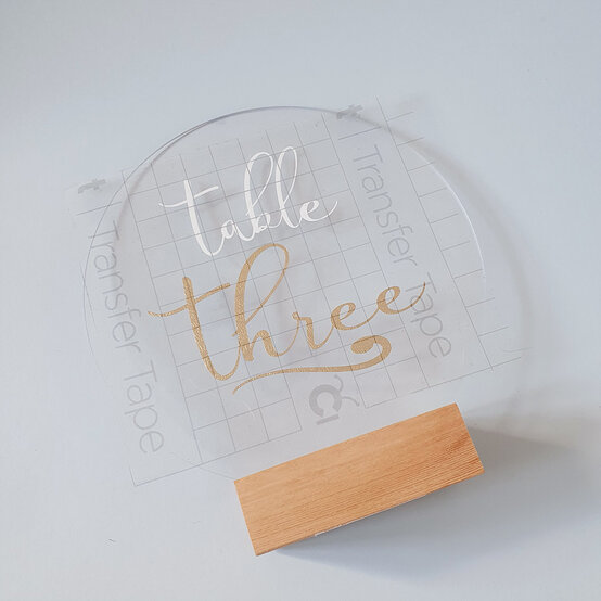 cricut-how-to-make-an-acrylic-table-number-sign_step-11.jpg?sw=554&q=85