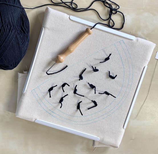 punch_needle_fruit_cushion_steps_4.jpg?sw=554&q=85