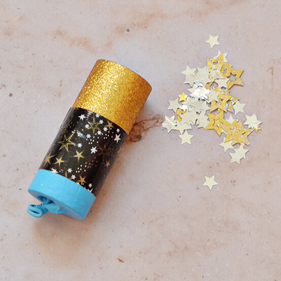 new-years-eve-kids-crafts23.jpg?sw=554&q=85