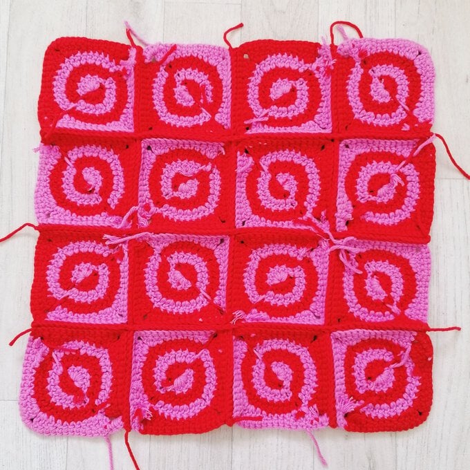 7-crochet-cushion-front-joined-wrong-side-.jpg?sw=680&q=85