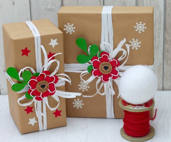 die-cut-christmas-gift-wrap.jpg?sw=554&q=85