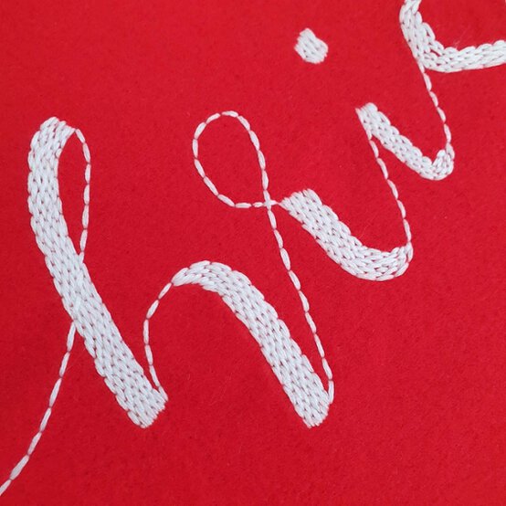 Idea_how-to-make-a-personalised-tree-skirt_step2e.jpg?sw=554&q=85