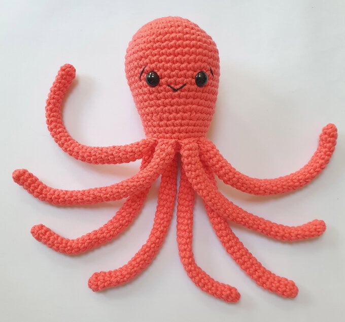 how_to_crochet_an_under_the_sea_wreath_hero_octopus.jpg?sw=680&q=85