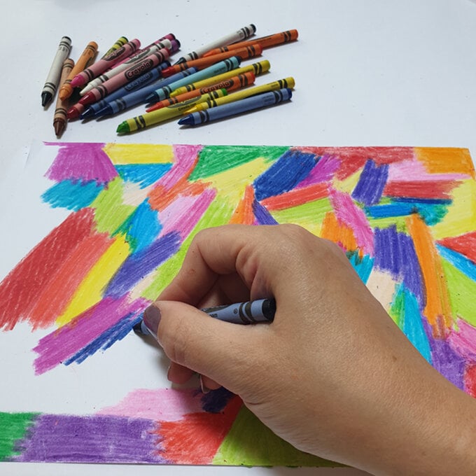 idea_messy-crafts-for-kids-rainbow_step1b.jpg?sw=680&q=85