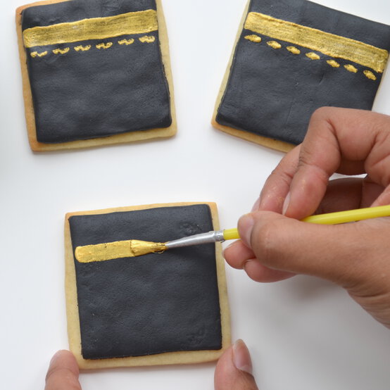 eid_biscuits_7.jpg?sw=554&q=85