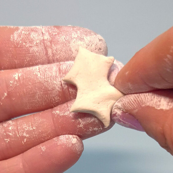 idea%5Fnovelty%2Dchristmas%2Dtree%2Ddecorations%5Fstep%2D15.jpg?sw=554&q=85