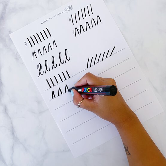 creative-lettering_step-2.2.jpg?sw=554&q=85