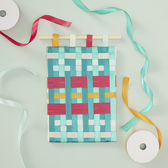 ribbon-weaving-square.jpg?sw=554&q=85