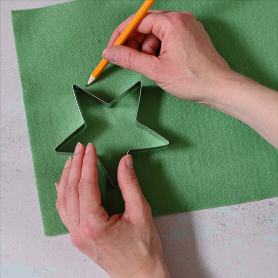 giant-stocking13.jpg?sw=554&q=85