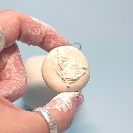 idea%5Fnovelty%2Dchristmas%2Ddecorations%2Dfrog%5Fstep%2D39.jpg?sw=554&q=85