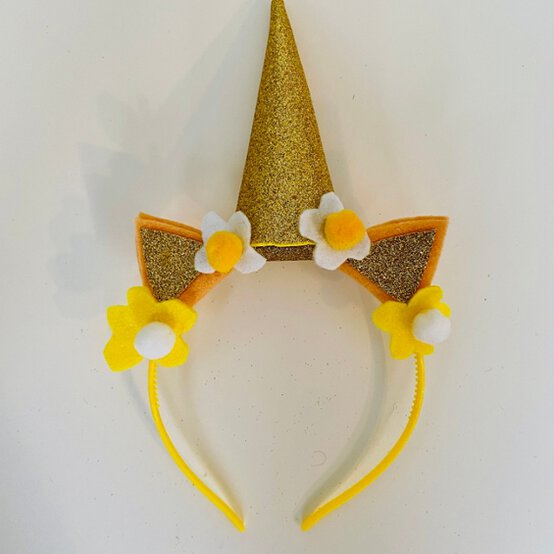 How_to_Make_a_Unicorn_Head_Dress_11.jpeg?sw=554&q=85