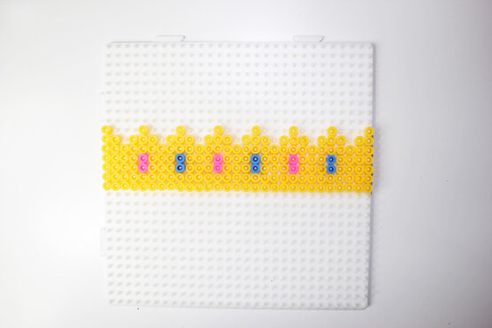 picturebeadcrown_step2a-edit.jpg?sw=554&q=85