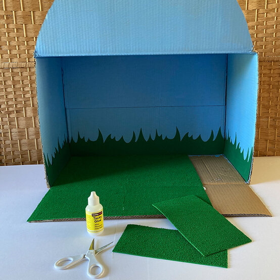 how-to-make-a-cardboard-box-summer-garden_step10.jpg?sw=554&q=85