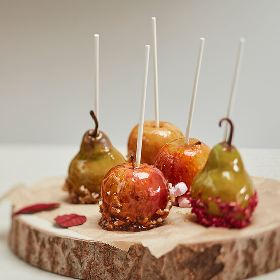 Autumn%20Craft%20Ideas_Toffee%20Apples%20and%20Pears.jpg?sw=554&q=85