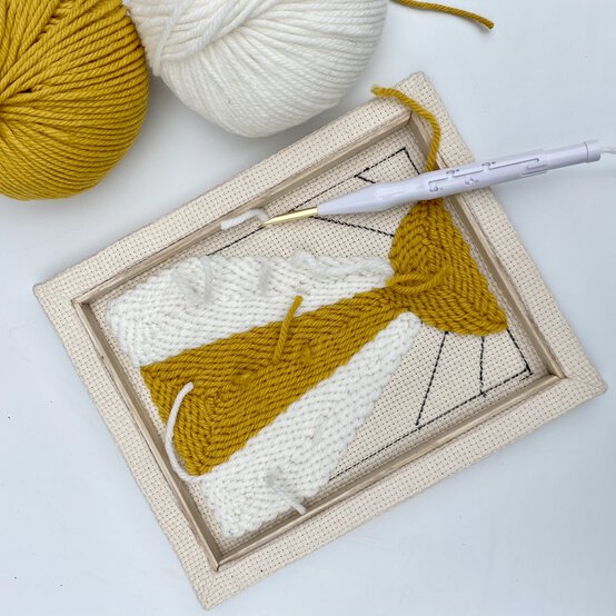 how-to-make-punch-needle_sunburst_filling_section-completely_sections_step_12.jpg?sw=554&q=85