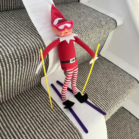 idea%5Fquick%2Dand%2Deasy%2Dchristmas%2Delf%2Dideas%5Fstep%2D33.jpg?sw=554&q=85