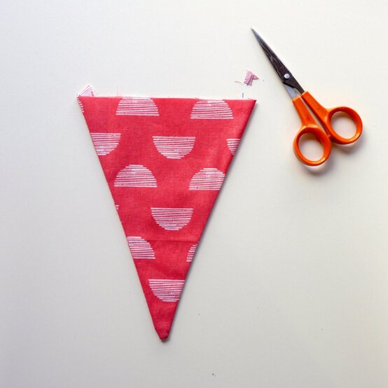 How_to_Make_Flags_Bunting_step%205-1.jpeg?sw=554&q=85