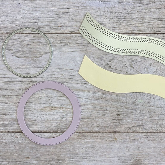 die%2Dcut%2Dprojects%2Dfor%2Dbeginners%5Fcake%2Dtopper%2Dstep%2D1b.jpg?sw=554&q=85