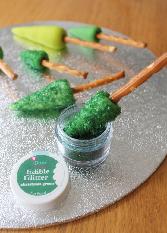 tree-cake3.jpg?sw=554&q=85