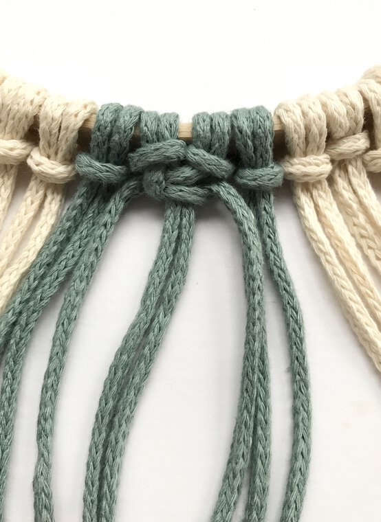 how_to_make_easter_macrame_wreath_2.jpg?sw=554&q=85