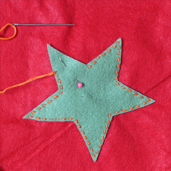 giant-stocking14.jpg?sw=554&q=85