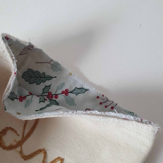 Idea_how-to-make-an-embroidered-stocking_step13b.jpg?sw=554&q=85